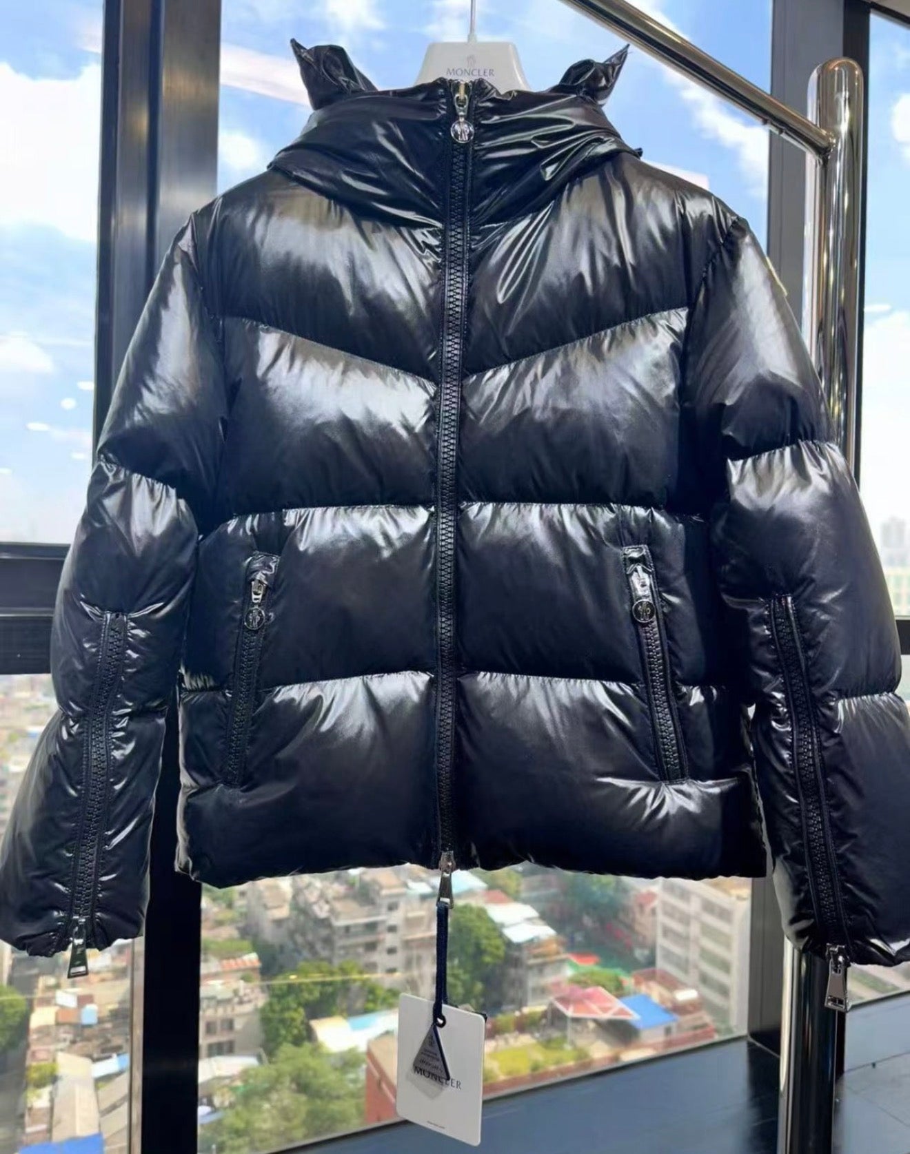 DOUDOUNE MONCLER AVEC CAPUCHE