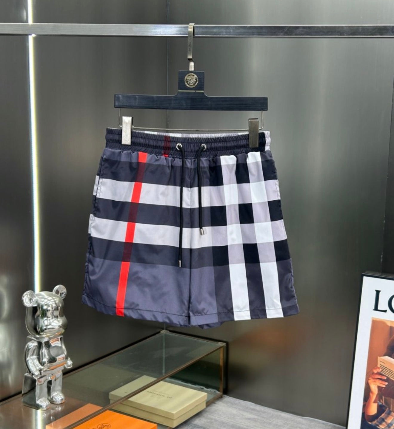 SHORT BURBERRY