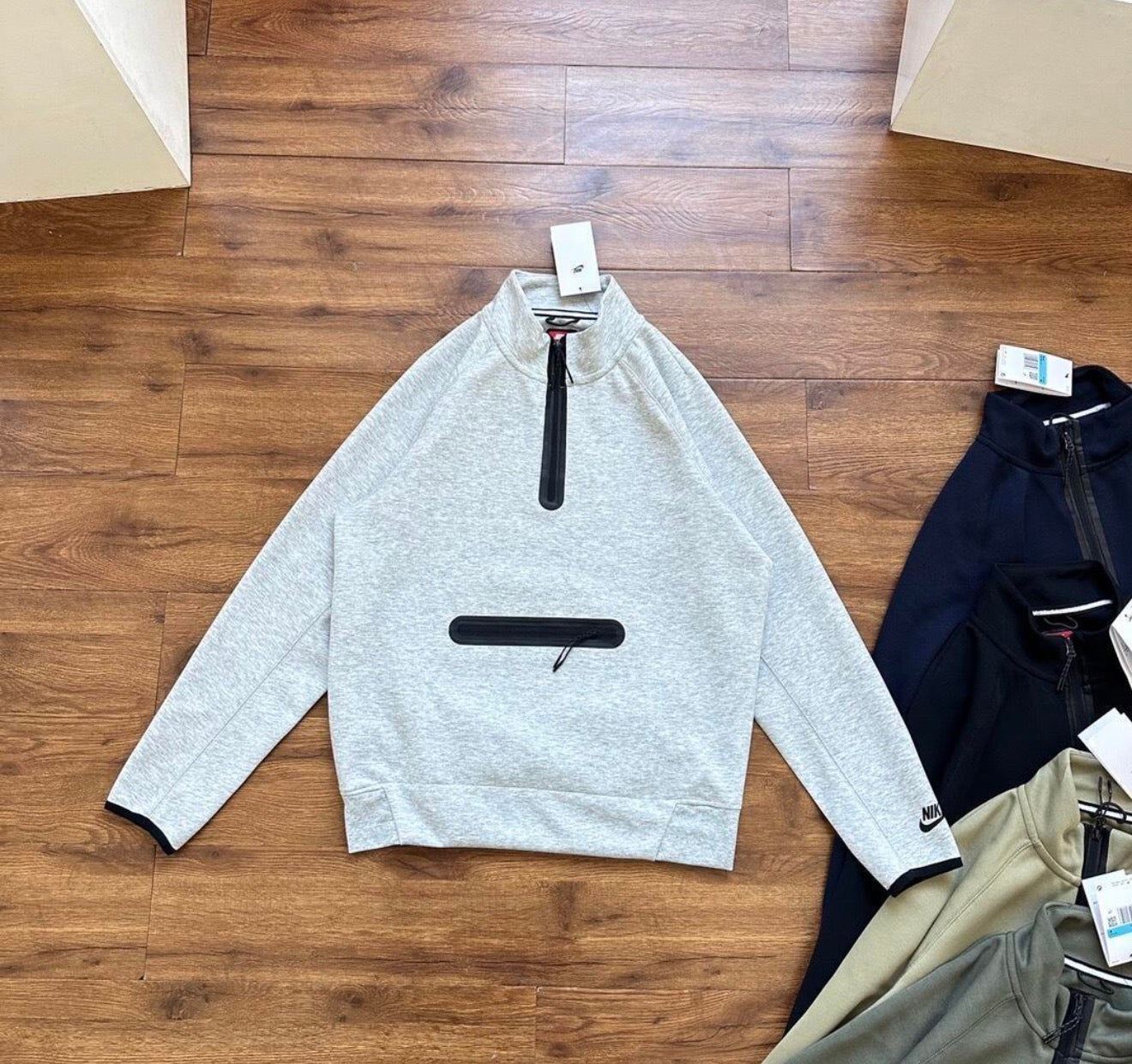 PULL NIKE TECH SIMPLE