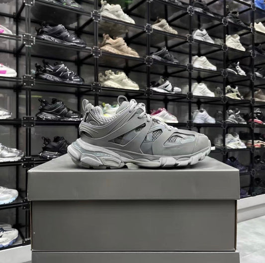 BALENCIAGA TRACK